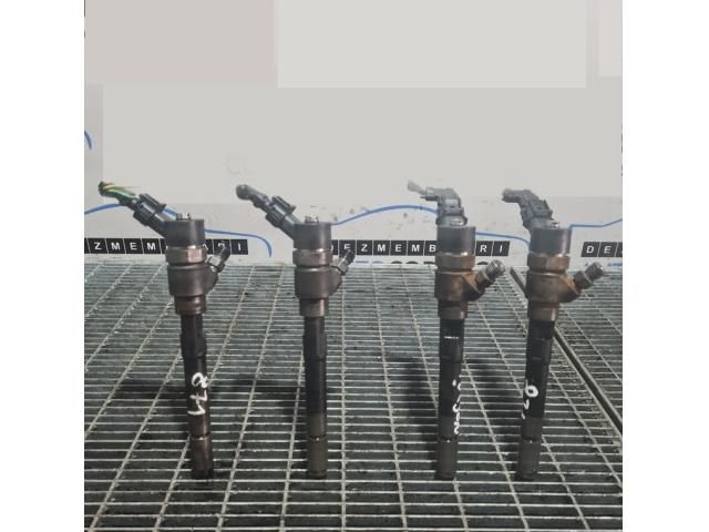 bontott HYUNDAI TUCSON Porlasztó (1 db)