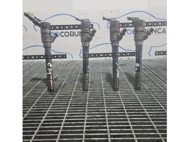 bontott HYUNDAI TUCSON Porlasztó (1 db)