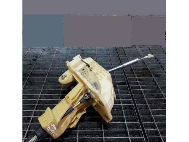 bontott HYUNDAI TUCSON Váltó Kulissza