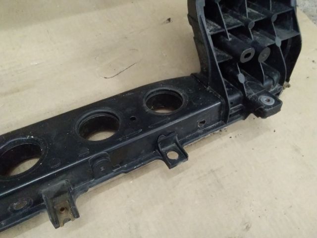 bontott HYUNDAI TUCSON Homlokfal (Üres lemez)