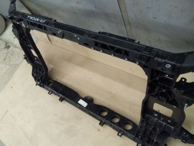 bontott HYUNDAI TUCSON Homlokfal (Üres lemez)