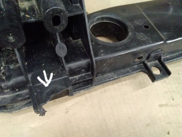 bontott HYUNDAI TUCSON Homlokfal (Üres lemez)