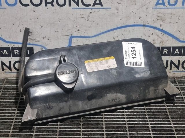 bontott HYUNDAI TUCSON Kiegyenlítő Tartály