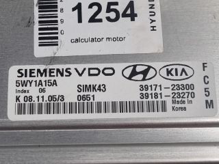 bontott HYUNDAI TUCSON Motorvezérlő