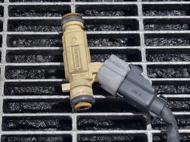 bontott HYUNDAI TUCSON Porlasztó (1 db)