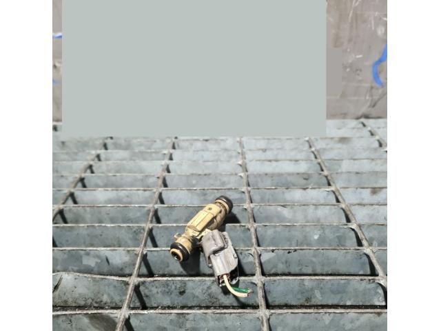 bontott HYUNDAI TUCSON Porlasztó (1 db)