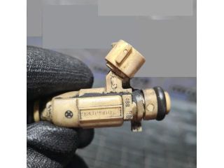 bontott HYUNDAI TUCSON Porlasztó (1 db)