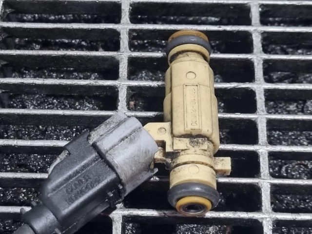 bontott HYUNDAI TUCSON Porlasztó (1 db)