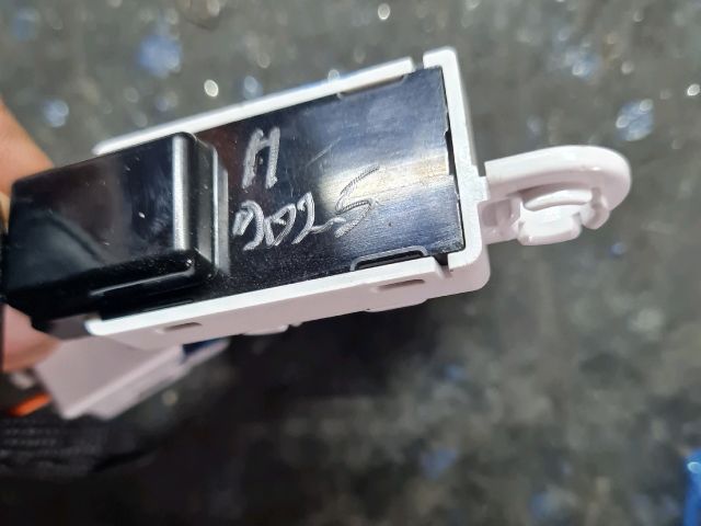 bontott HYUNDAI TUCSON Ajtó Kárpit Világítás