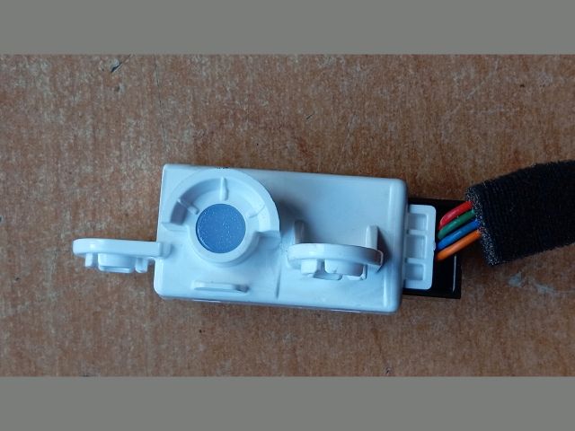 bontott HYUNDAI TUCSON Ajtó Kárpit Világítás