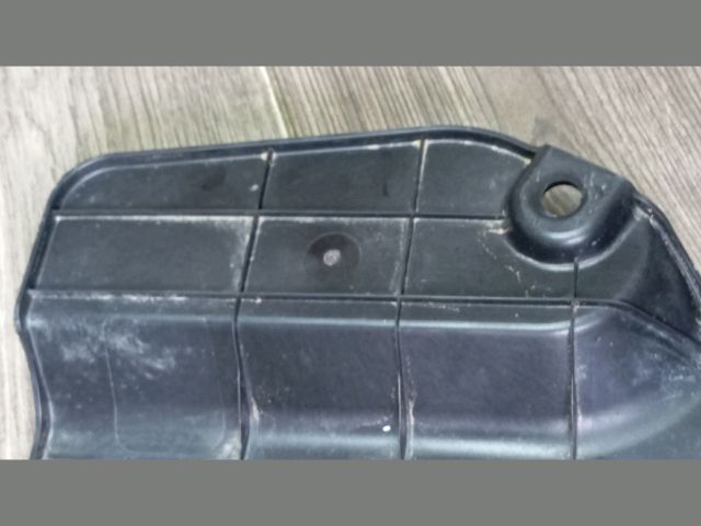 bontott HYUNDAI TUCSON Alsó Motorburkolat