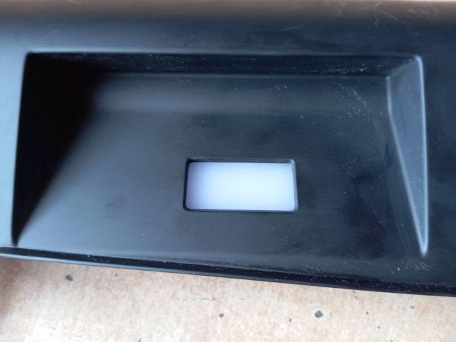 bontott HYUNDAI TUCSON Alsó Műszerfal Burkolat