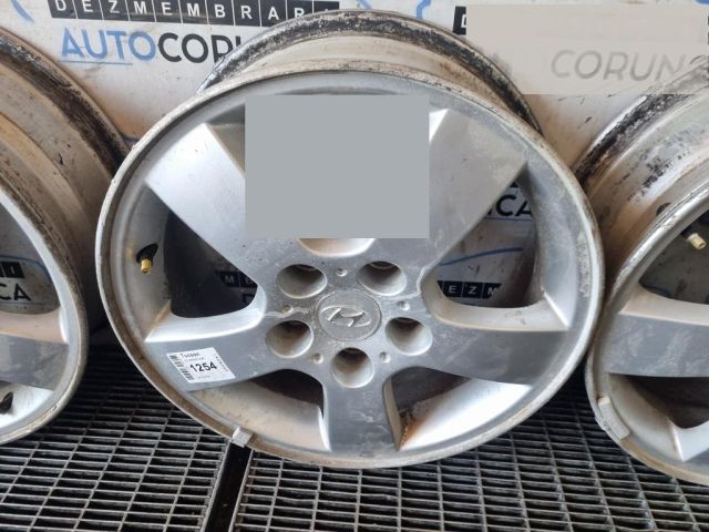 bontott HYUNDAI TUCSON Alufelni Szett