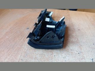 bontott HYUNDAI TUCSON Bal Alsó Műszerfal Burkolat