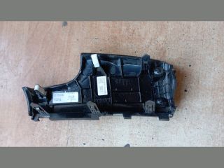 bontott HYUNDAI TUCSON Bal Alsó Műszerfal Burkolat