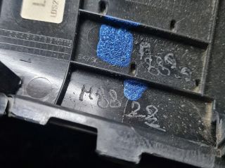 bontott HYUNDAI TUCSON Bal Alsó Műszerfal Burkolat