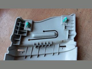 bontott HYUNDAI TUCSON Bal B Oszlop Díszléc