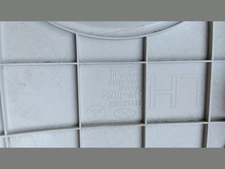 bontott HYUNDAI TUCSON Bal B Oszlop Díszléc