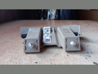 bontott HYUNDAI TUCSON Bal első Ablak Sín