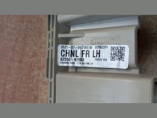 bontott HYUNDAI TUCSON Bal első Ablak Sín