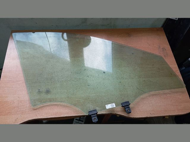 bontott HYUNDAI TUCSON Bal első Ablak