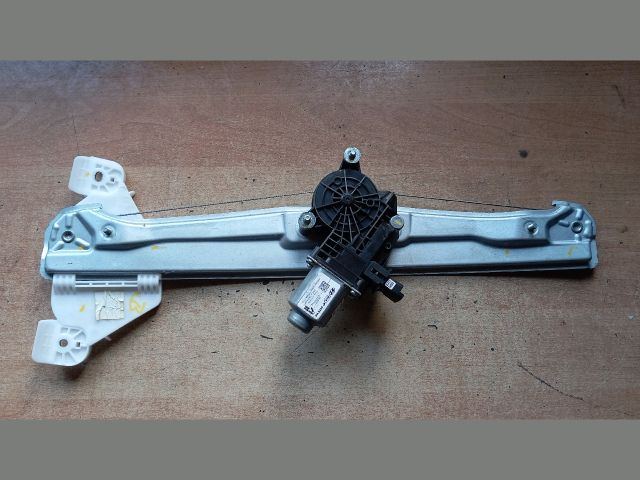 bontott HYUNDAI TUCSON Bal első Ablakemelő Szerkezet (Elektromos)