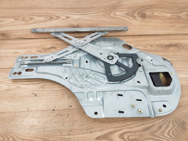 bontott HYUNDAI TUCSON Bal első Ablakemelő Szerkezet (Elektromos)