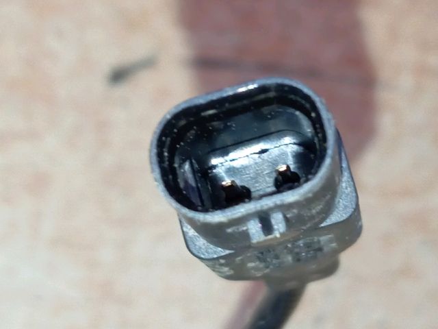 bontott HYUNDAI TUCSON Bal első ABS Jeladó