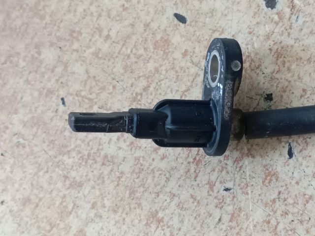 bontott HYUNDAI TUCSON Bal első ABS Jeladó