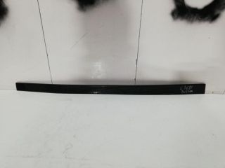 bontott HYUNDAI TUCSON Bal első Ajtó Díszléc