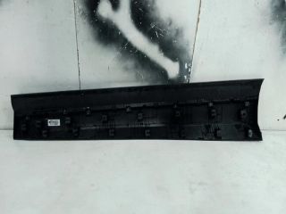 bontott HYUNDAI TUCSON Bal első Ajtó Díszléc