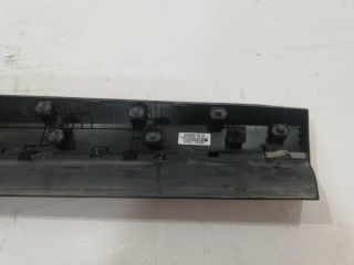 bontott HYUNDAI TUCSON Bal első Ajtó Díszléc