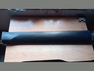 bontott HYUNDAI TUCSON Bal első Ajtó Díszléc