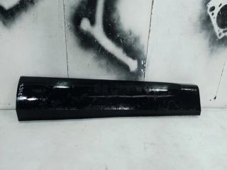 bontott HYUNDAI TUCSON Bal első Ajtó Díszléc