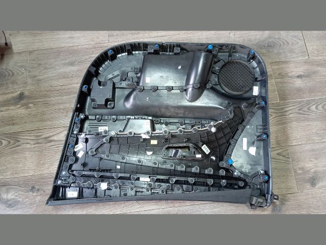 bontott HYUNDAI TUCSON Bal első Ajtó Kárpit