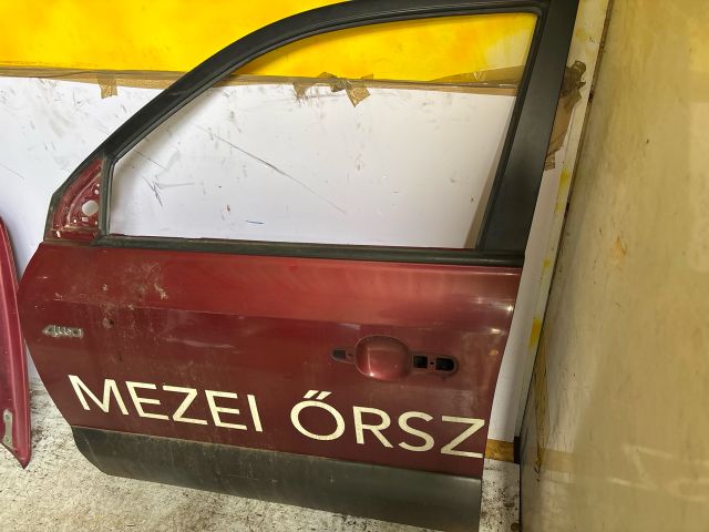 bontott HYUNDAI TUCSON Bal első Ajtó (Üres lemez)