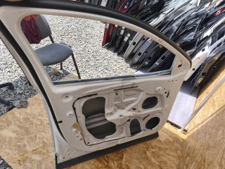 bontott HYUNDAI TUCSON Bal első Ajtó (Üres lemez)