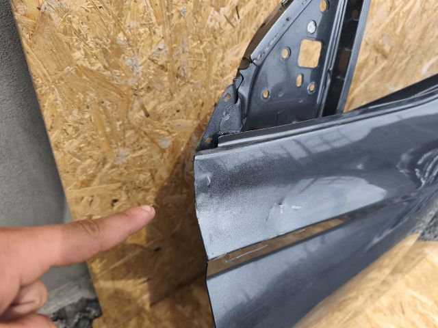 bontott HYUNDAI TUCSON Bal első Ajtó (Üres lemez)