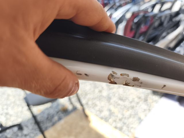 bontott HYUNDAI TUCSON Bal első Ajtó (Üres lemez)