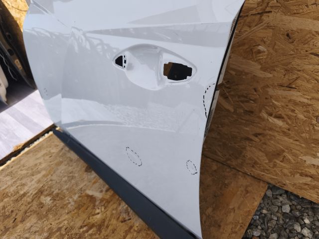 bontott HYUNDAI TUCSON Bal első Ajtó (Üres lemez)