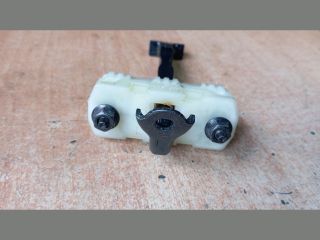 bontott HYUNDAI TUCSON Bal első Ajtóhatároló