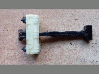 bontott HYUNDAI TUCSON Bal első Ajtóhatároló