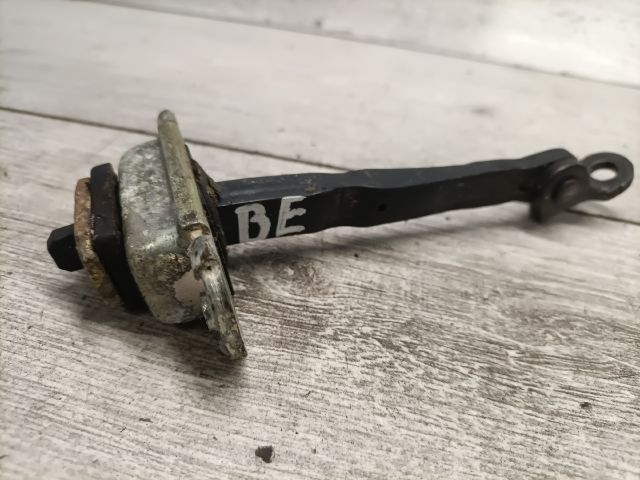 bontott HYUNDAI TUCSON Bal első Ajtóhatároló