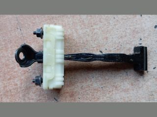 bontott HYUNDAI TUCSON Bal első Ajtóhatároló