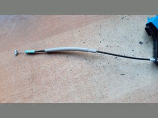 bontott HYUNDAI TUCSON Bal első Ajtózár