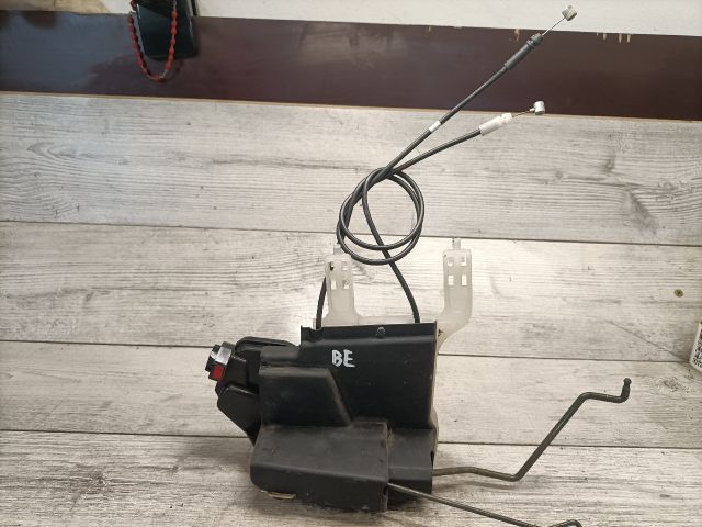 bontott HYUNDAI TUCSON Bal első Ajtózár