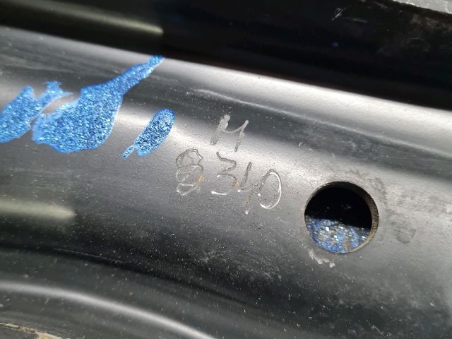 bontott HYUNDAI TUCSON Bal első Alsó Lengőkar