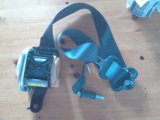 bontott HYUNDAI TUCSON Bal első Biztonsági Öv