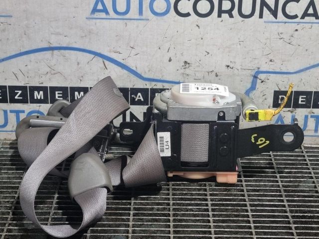 bontott HYUNDAI TUCSON Bal első Biztonsági Öv