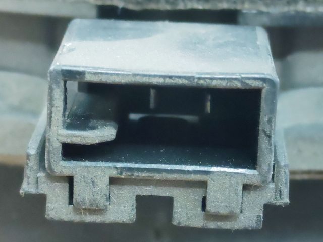 bontott HYUNDAI TUCSON Bal első Hangszóró